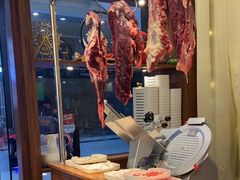 -天成·潮州牛肉脆肉鱼生蚝自助火锅