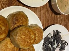 -清真吴记门钉肉饼·喜多利