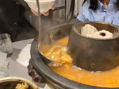 云南野生菌汤锅-彩云天云南餐厅