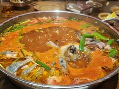 -亮欢寨酸汤鱼(沙冲路店)