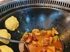 -哈尔滨烧烤·山河村铁锅炖(交大店)