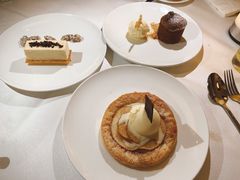 -广州塔卢特斯法国旋转餐厅
