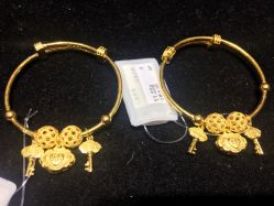 -周大福CHOW TAI FOOK(宝山苏宁易购店)