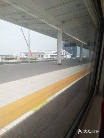 貌似发往苏北地区的高铁都会停靠张家港站啊！