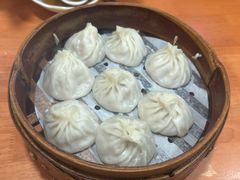 -莱莱小笼·乔艾