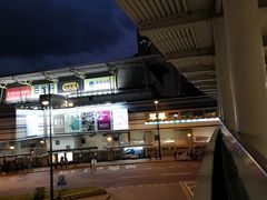 -东荟城名店仓