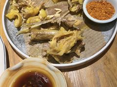 -头上红煨盐鸡·非遗院子餐厅