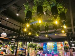 -临界音乐酒馆·小龙虾·江湖菜(华熙LIVE·鱼洞店)