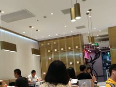 大堂-奈雪的茶(湖滨银泰in77C区PRO店)