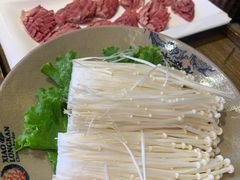 金针菇-小龙坎老火锅(北京三里屯店)