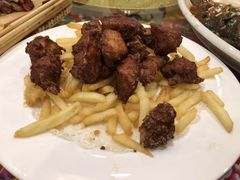 -闯关东东北农家菜(崂山石老人店)