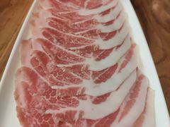 梅花香猪肉-哇哇叫