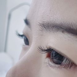 -ManiQ 美甲美睫專門店