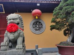 -龙华寺
