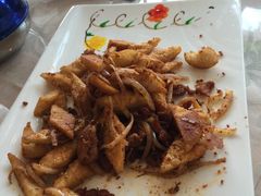 -马尔龙新疆饭店·清真(瑞景店)