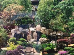 -七彩云南古滇温泉山庄