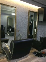 -INSI Hair Salon