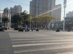 -汇乐游泳馆(莲花南路店)