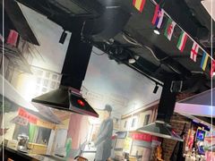 -马路牙子地桌烤肉(工体店)