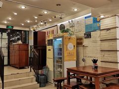 大堂-三两春肚肺汤(崂山路店)