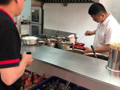 -薛记襄阳香辣牛肉面(平安路店)