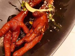 吮指鸡爪-桂满陇天书(南京德基旗舰店)