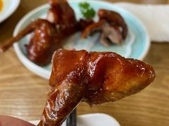 脆皮乳鸽-点点心港式茶餐厅(南京西路店)