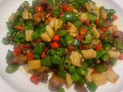 青椒爆仔鸭-湖鱼湖·蓉亭食贝(亚运村店)