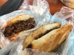 -老西关黄老太牛肉烧饼