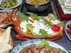 -三锅莊·牦牛肉火锅·香格里拉特色藏餐宴请餐厅(昆明创始店)