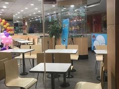 大堂-麦当劳(盐城世纪大道得来速店)