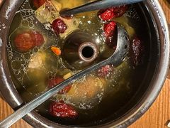 -云海肴·汽锅鸡·云南菜(天山百盛优客店)