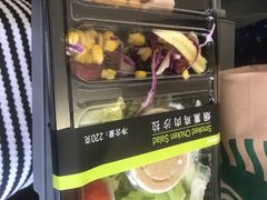 -星巴克(北京西站5号候车室)