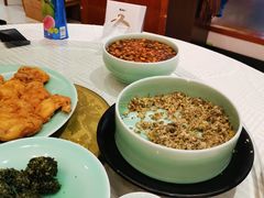 槐花拨烂子-河东颐祥阁(世贸店)