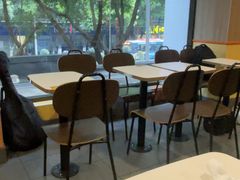 -麦当劳(中山八路店)