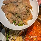 比较推荐的是：藤椒鸡肉片 涮在锅底真的太入味了
