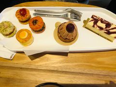 -星巴克臻选(上海合生汇1F店)