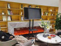-柏乐口腔医院·舒适化无痛种植牙中心(东盟商务区院)
