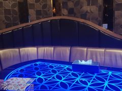 -K+全国连锁KTV(绿地缤纷天地店)