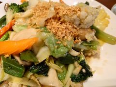 蚝油炒杂菜-mango tree芒果树泰国餐厅(青岛万象城店)