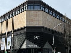 -ARC'TERYX始祖鸟(北京王府中环店)