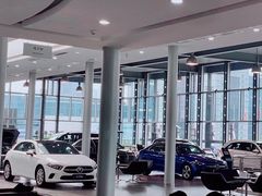 -杭州中升之星奔驰4S店(滨江店)