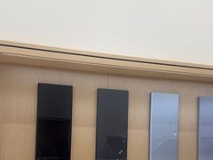 -理想汽车(世纪汇店)