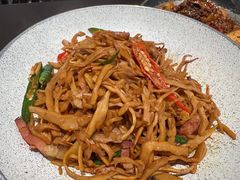 -川流不息·地道川菜·小龙虾(松东路店)