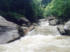 -崇州九龙峡漂流