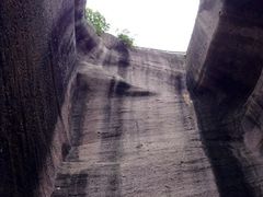 iphone_upload_pic-伍山石窟