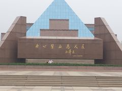 -上海市龙华烈士陵园