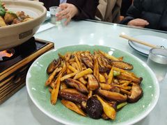 笋-大鸭梨烤鸭店(金顶街店)