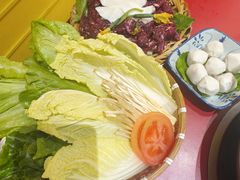 -潮汕·草根牛肉档(上海荟聚城市集市店)