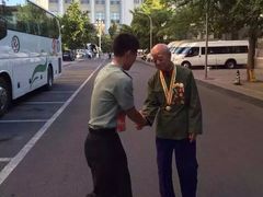 iphone_upload_pic-人民大会堂